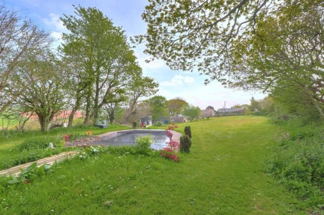 new ext 13 garden edge.jpg