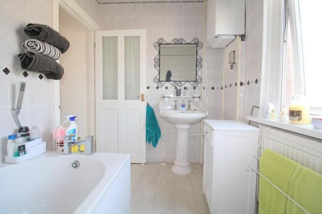 Family bathroom.