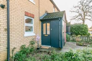 77, Ludwick Way, Welwyn Garden City AL7 3PL