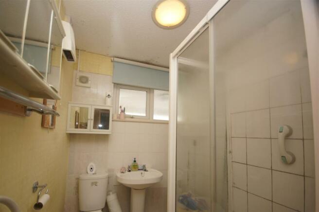 Shower Room.JPG
