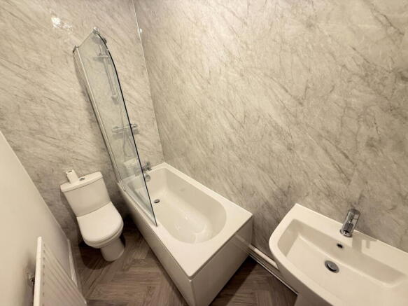 2 bed Terraced for sale Image 12