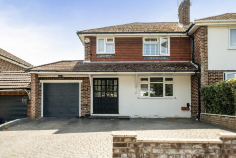 Clanfield Crescent, Tilehurst, Reading, Berkshire, RG31