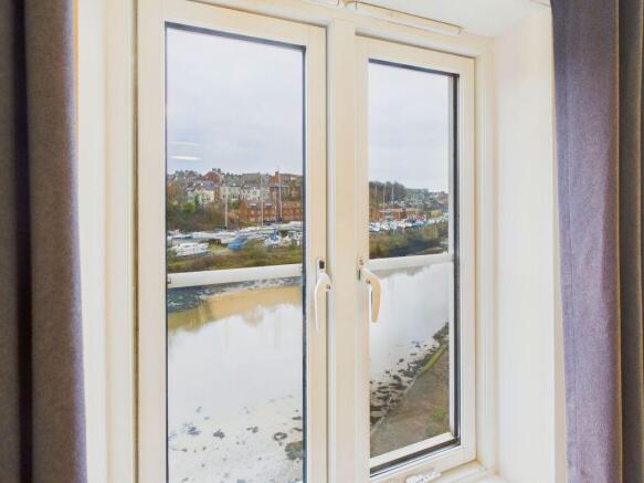 2 bed Apartment for sale Image 8