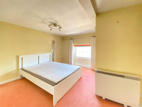 Large Double Bedroom