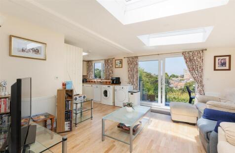 DETACHED BUNGALOW, CHAIN FREE - Castle Lane, Newport