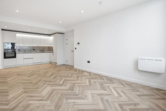 2 bed Apartment for sale Image 5