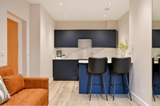 1 bed Apartment to rent Image 9