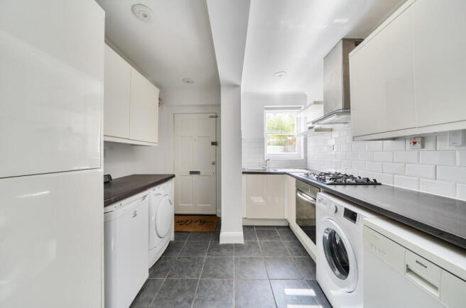 1433386-4-69baa46...