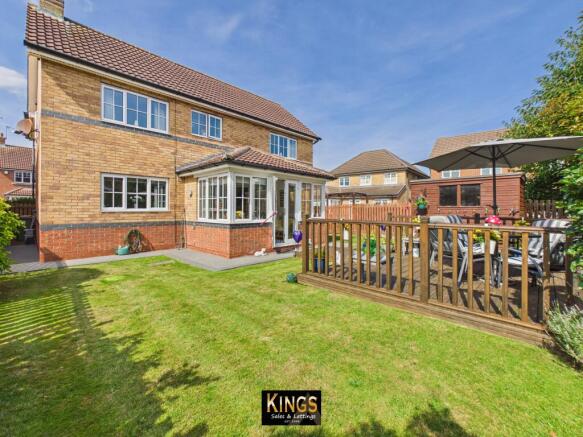 4 bed Detached for sale Image 5