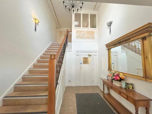 Communal stairway.jpg