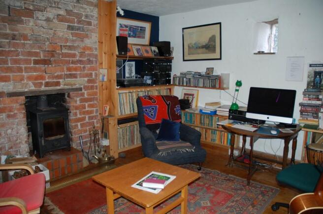 Photo 9