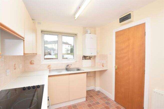 Kitchen V2.JPG