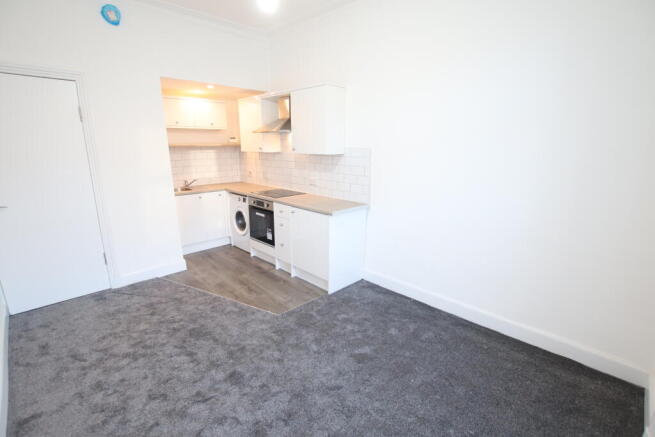 Lounge/Kitchen