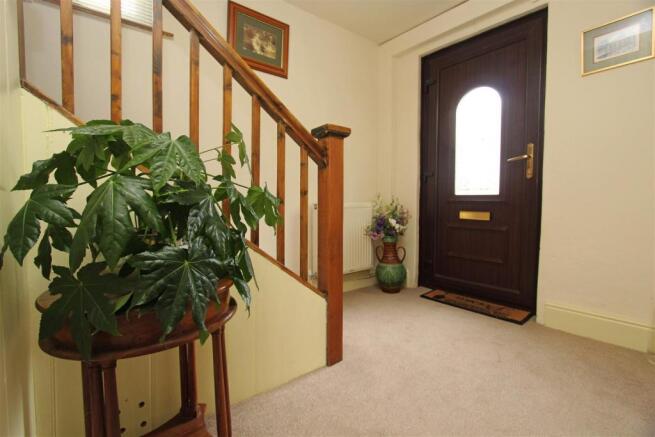 Hallway.jpg