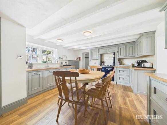 d2846d60f6a3418694b779540cb4f6c2_100_CAM05287G0-PR