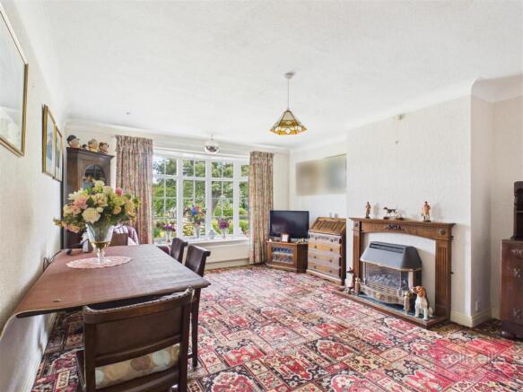 2 bed Semi-Detached Bungalow for sale Image 6