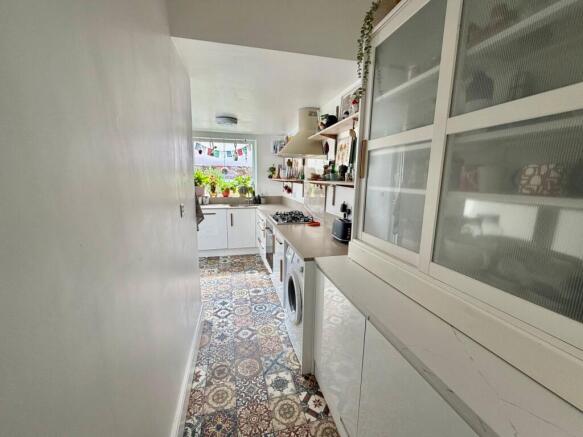 1 bed Terraced Bungalow for sale Image 6