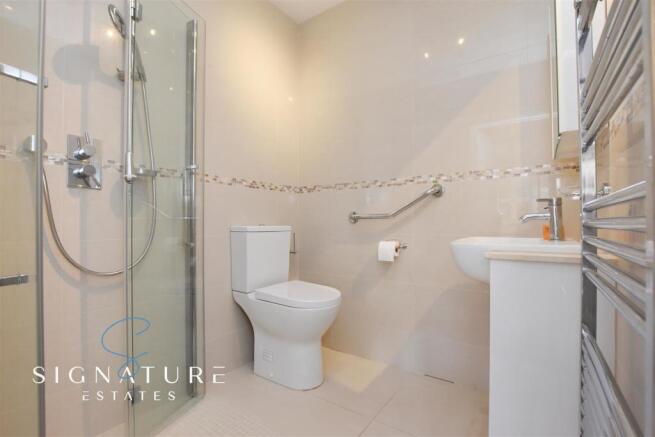 Downstairs Wet Room.jpg
