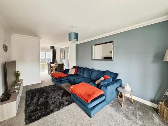 The Meadow, East Cowes, Isle of Wight photo 4