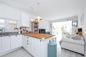 52, Clifford Gardens, London NW10 5JD
