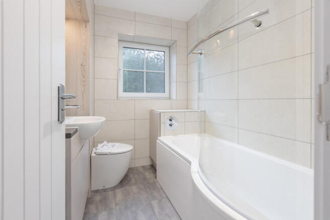 3 bed Semi-Detached for sale Image 7