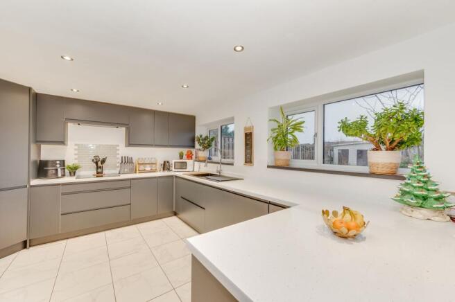 KITCHEN, DINER AND LIVING ROOM