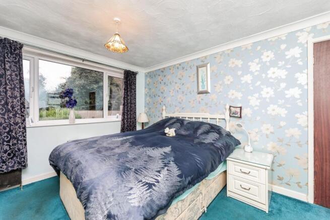 Downland Crescent, Knottingley, West Yorkshire, WF11 photo 4