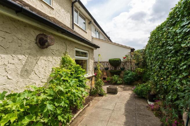 41 Coxwold View-07.jpg