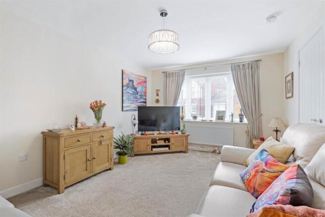 20 Gresley Way - living room.jpg