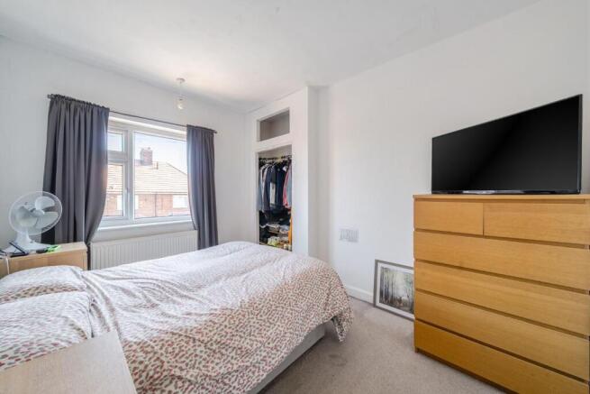 3 bed Semi-Detached for sale Image 10