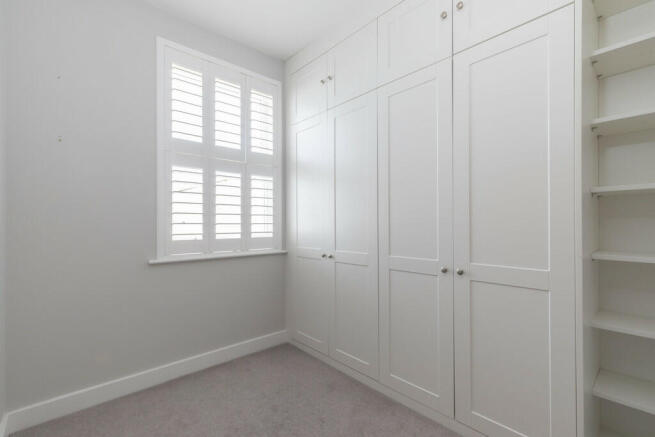 14 Regency Place-...