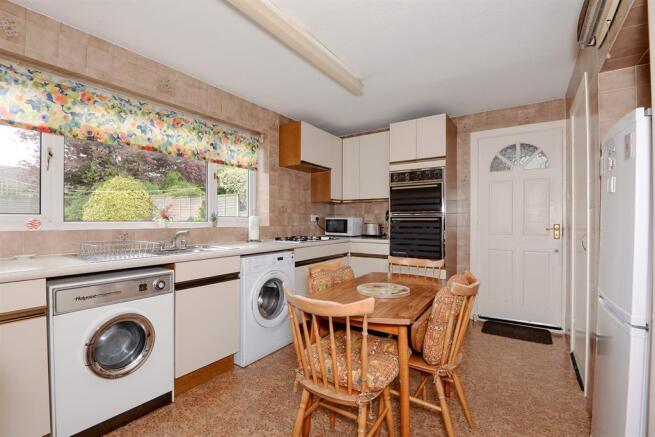 Kitchen Breakfast Room1