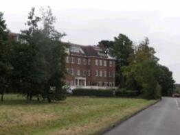 Flat 11, Wray Mill House, Wray Mill Park, Reigate RH2 0LJ