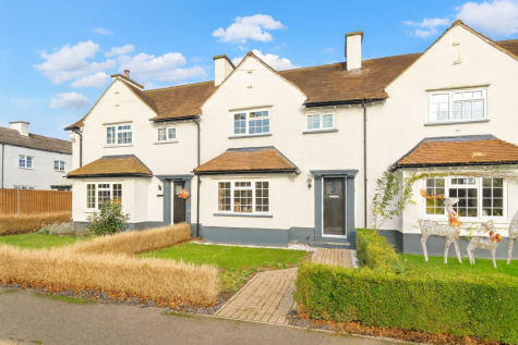 Avon Road, Henlow, SG16