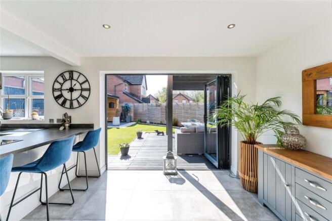 Kitchen/Dining Room