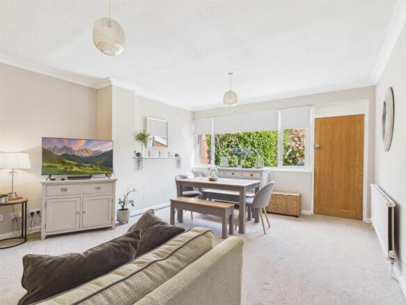 Living/Dining Room