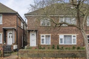 69, Webster Gardens, London W5 5NB