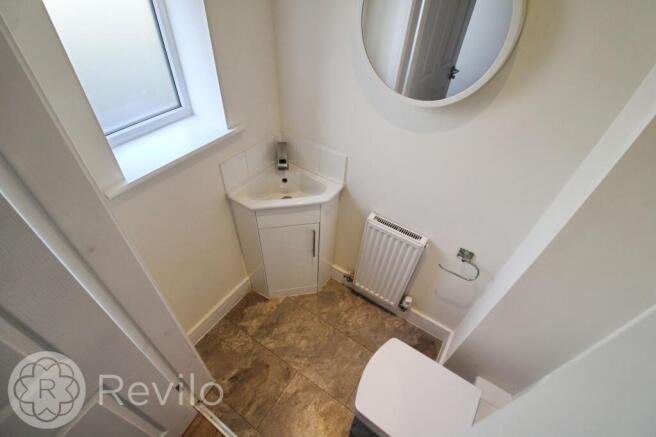 3 bed Town House to rent Image 10