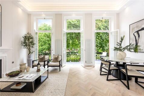 Nevern Square, London, SW5