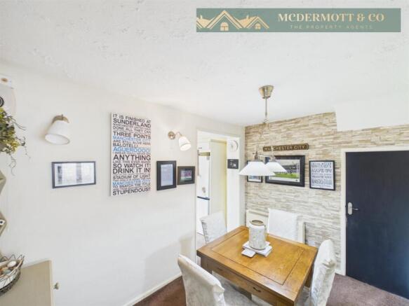 Glenmore Drive, Failsworth photo 4