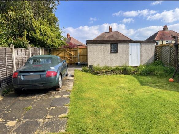 14 Waincliffe Place, , leeds, LS11 8HY photo 4