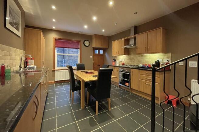 2 bed Terraced for sale Image 4