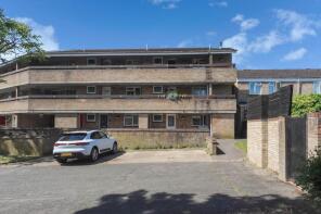 123, Rosebery Way, Tring HP23 5EW