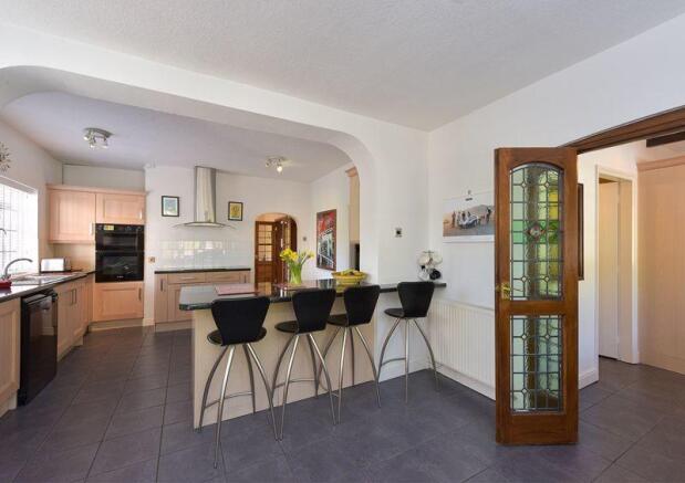 Breakfast Kitchen 