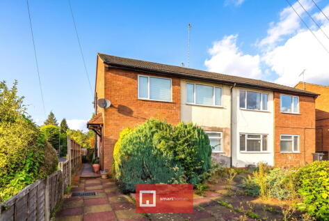 Sandy Hill Road, Shirley