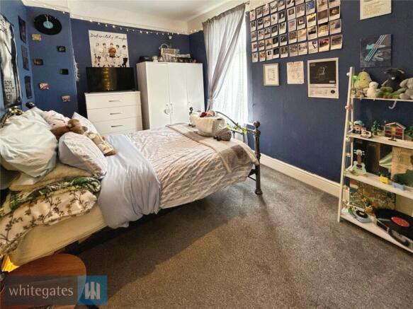 4 bed Town House for sale Image 9
