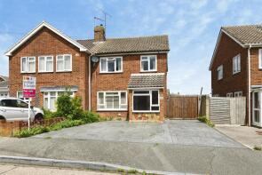 38, Maple Drive, Chelmsford CM2 9HR