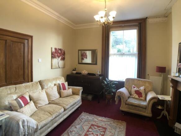 Snug / Dining Area