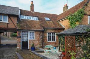 2, Clements Place, Tring HP23 6AD