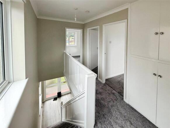 3 bed Semi-Detached for sale Image 11